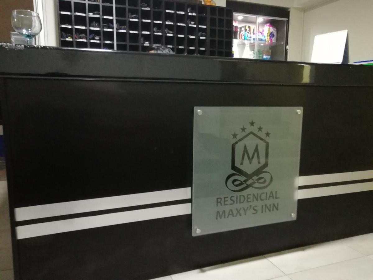 Maxy's & Hotel Lima